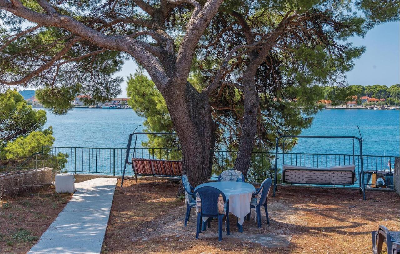 Lovely Home In Sibenik-Brodarica With Kitchen Donje Polje Exterior photo